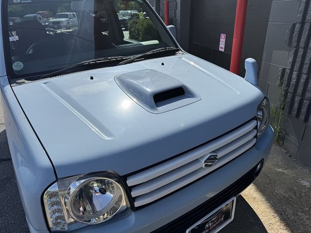 2001 Suzuki Jimny JDM car for sale — photo 10 of 25
