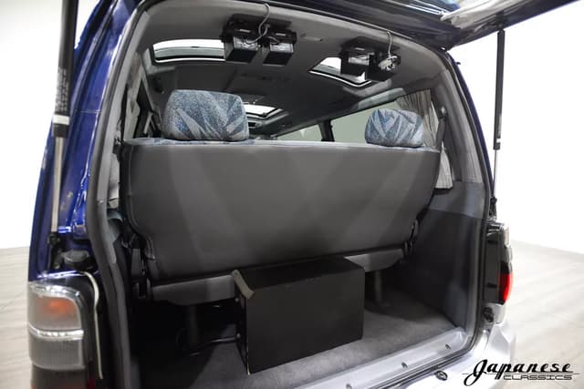 1996 Toyota HiAce JDM car for sale — photo 19 of 25