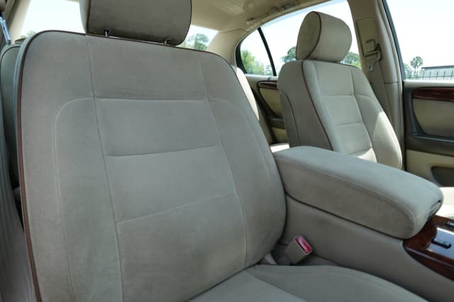 1999 Toyota Aristo JDM car for sale — photo 17 of 20