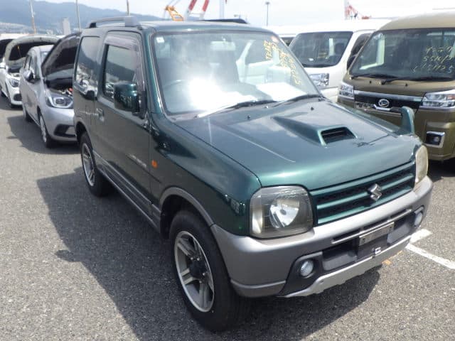 2006 Suzuki Jimny JDM car for sale — photo 2 of 25