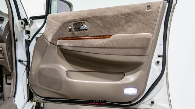 2000 Honda Odyssey JDM car for sale — photo 9 of 25