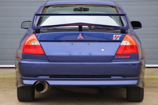 1999 Mitsubishi Lancer Evolution JDM car for sale — photo 10 of 25