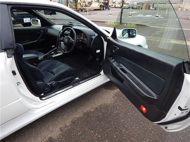 2001 Nissan Skyline JDM car for sale — photo 16 of 25