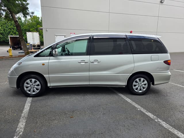 2000 Toyota Estima JDM car for sale — photo 4 of 14