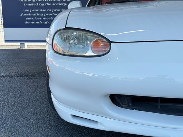 1998 Mazda Roadster (Eunos Roadster / MX-5) JDM car for sale — photo 17 of 25