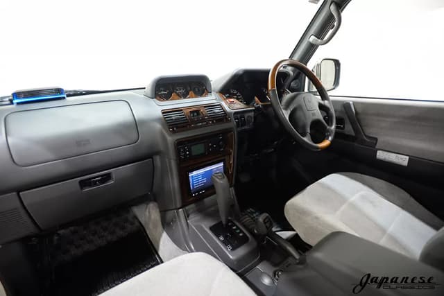 1997 Mitsubishi Pajero JDM car for sale — photo 9 of 25