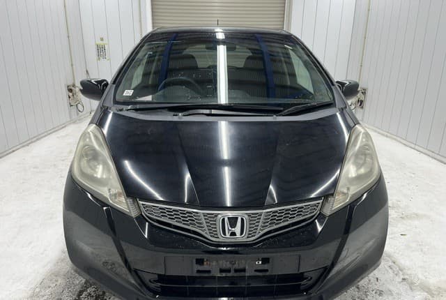 2012 Honda Fit JDM car for sale — photo 6 of 25