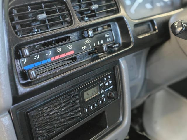 1998 Suzuki Carry JDM car for sale — photo 10 of 25