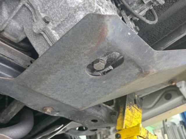 2000 Isuzu JDM car for sale — photo 23 of 25