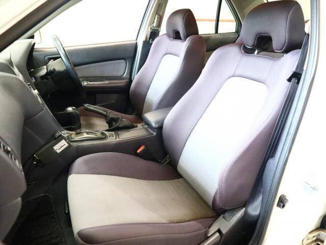 1998 Nissan Skyline JDM car for sale — photo 6 of 9