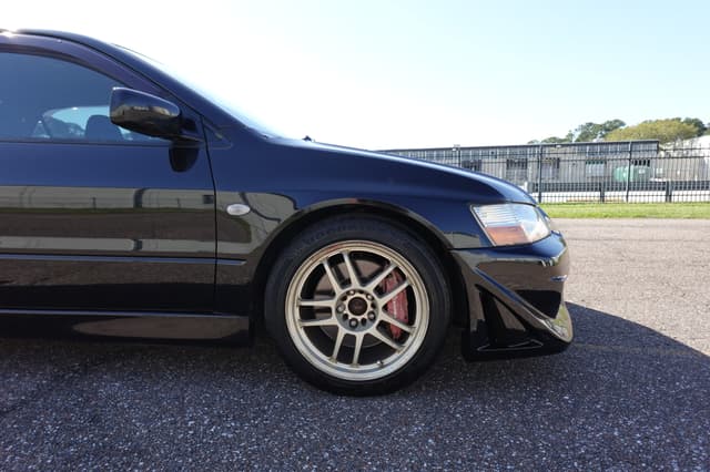 2001 Mitsubishi Lancer Evolution JDM car for sale — photo 16 of 18