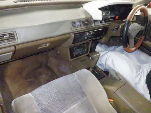 1987 Toyota Cresta JDM car for sale — photo 3 of 6