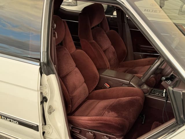 1986 Toyota Mark II JDM car for sale — photo 16 of 25