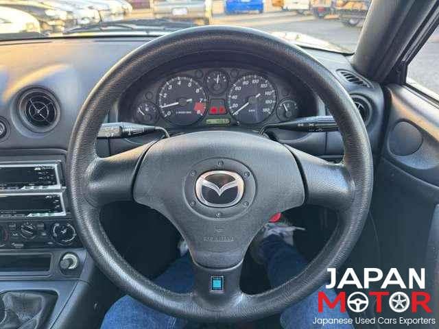 1998 Mazda Roadster (Eunos Roadster / MX-5) JDM car for sale — photo 2 of 10