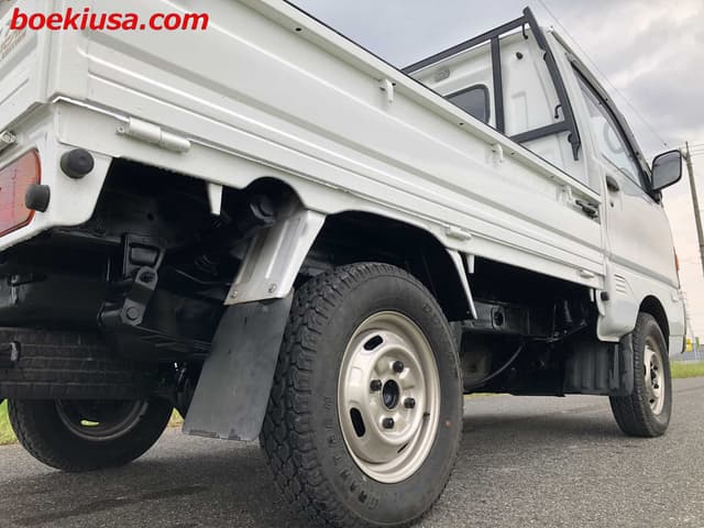 1991 Mitsubishi Minicab JDM car for sale — photo 6 of 24