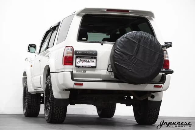 2000 Toyota Hilux Surf JDM car for sale — photo 6 of 25