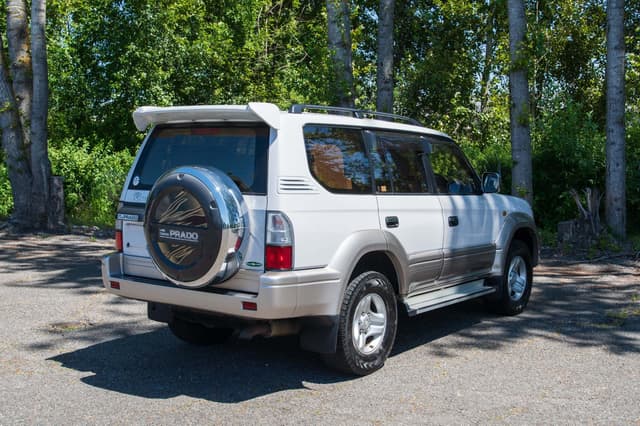 2001 Toyota Land Cruiser Prado JDM car for sale — photo 6 of 21