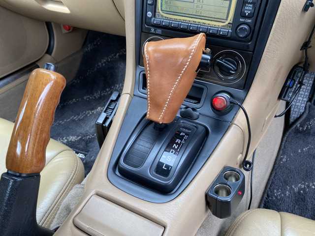 1999 Mazda Roadster (Eunos Roadster / MX-5) JDM car for sale — photo 17 of 20