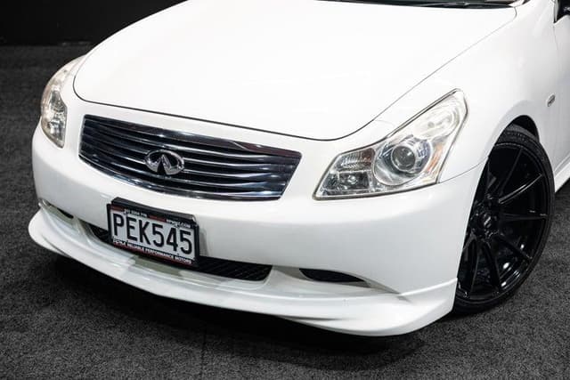 2009 Nissan Skyline JDM car for sale — photo 2 of 15