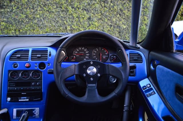 1995 Nissan Skyline JDM car for sale — photo 14 of 25