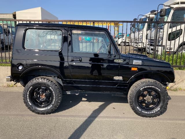 1996 Suzuki Jimny JDM car for sale — photo 7 of 25
