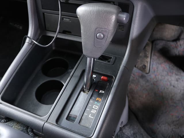 1994 Toyota HiAce JDM car for sale — photo 14 of 25
