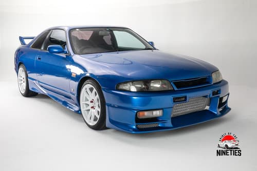 1993 Nissan Skyline JDM car for sale — photo 4 of 11