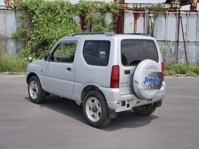 1999 Suzuki Jimny JDM car for sale — photo 7 of 25