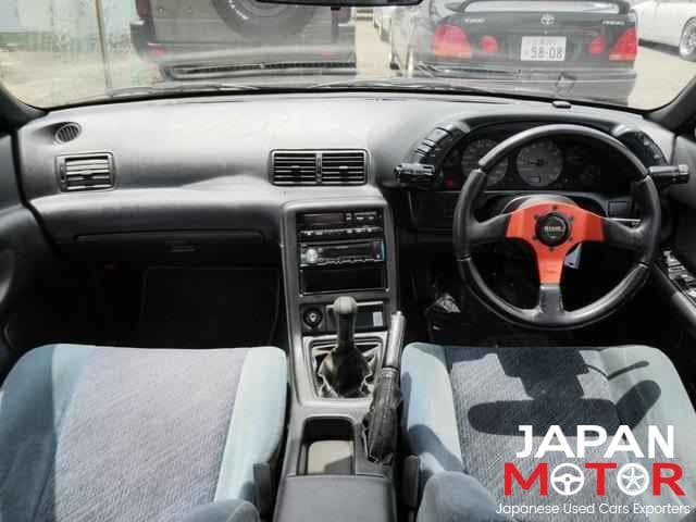1993 Nissan Skyline JDM car for sale — photo 5 of 10