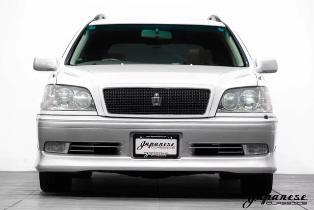 2000 Toyota Crown JDM car for sale — photo 2 of 25
