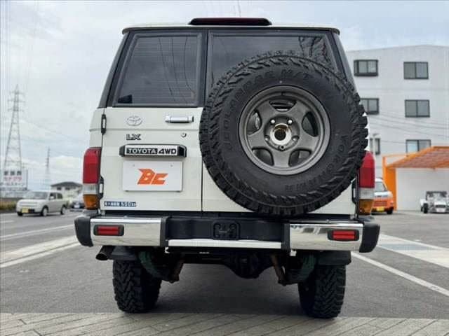 2000 Toyota Land Cruiser JDM car for sale — photo 5 of 15