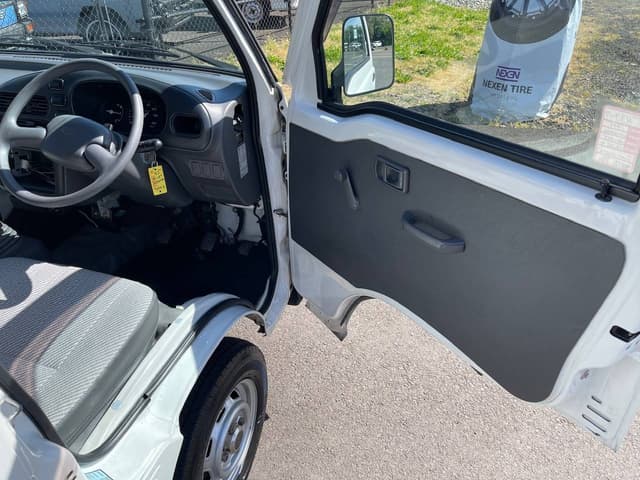 1997 Daihatsu Hijet JDM car for sale — photo 16 of 25