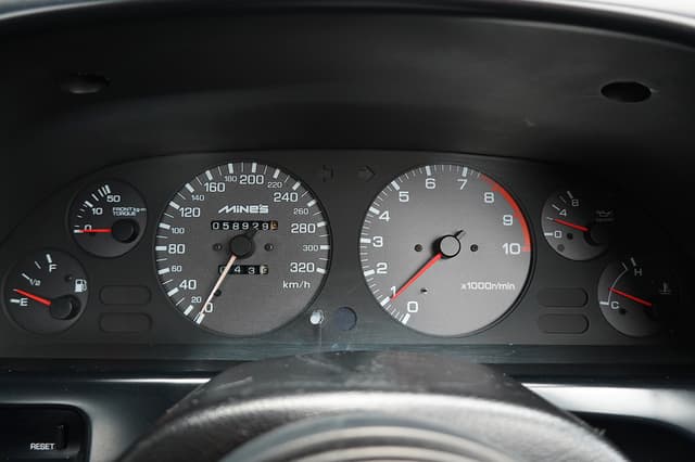 1990 Nissan Skyline JDM car for sale — photo 22 of 25