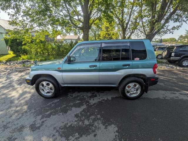 2000 Mitsubishi Pajero JDM car for sale — photo 7 of 17