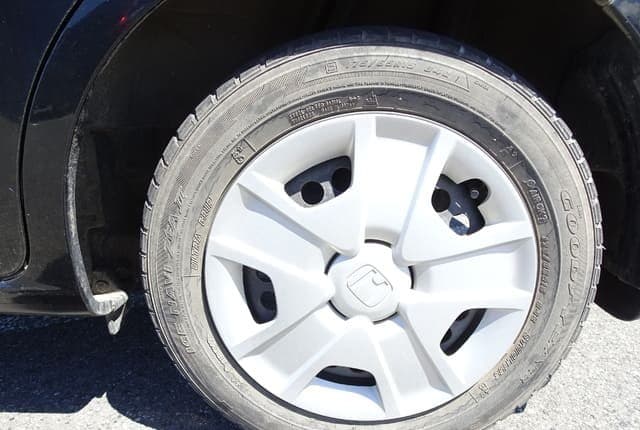 2010 Honda Fit JDM car for sale — photo 10 of 25