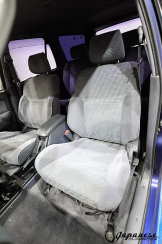 1996 Toyota Hilux Surf JDM car for sale — photo 16 of 25