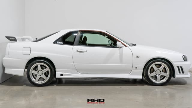 1999 Nissan Skyline JDM car for sale — photo 4 of 22