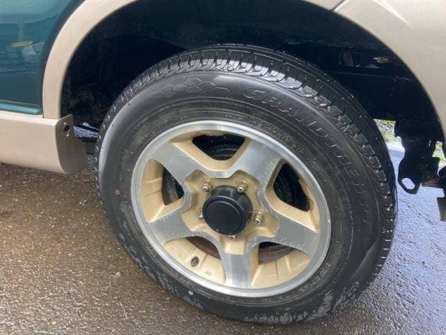 2001 Suzuki Jimny JDM car for sale — photo 7 of 17