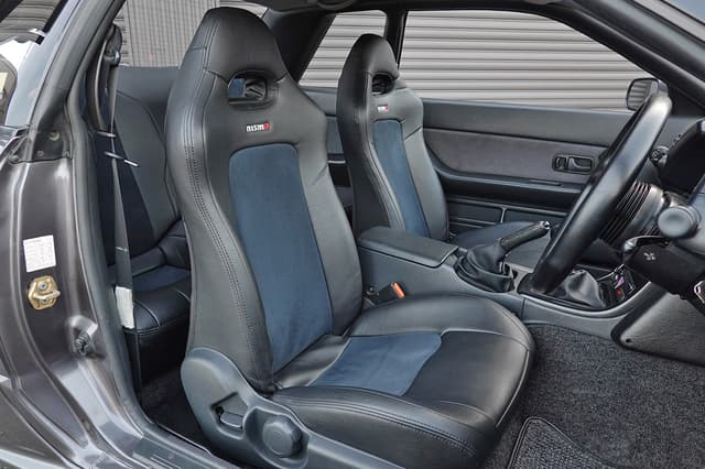 1990 Nissan Skyline JDM car for sale — photo 7 of 25