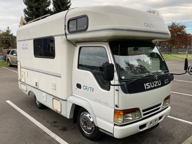 1996 Isuzu Elf JDM car for sale — photo 2 of 10