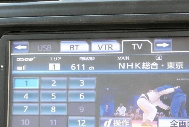 2011 Toyota Prius JDM car for sale — photo 8 of 20