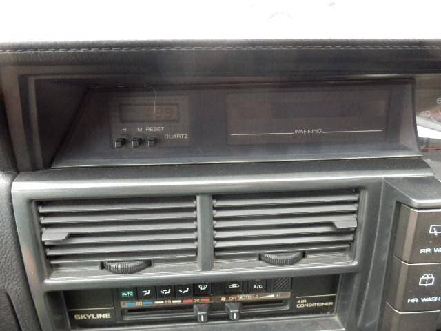 1987 Nissan Skyline JDM car for sale — photo 12 of 18