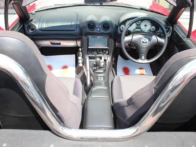 2000 Mazda Roadster (Eunos Roadster / MX-5) JDM car for sale — photo 3 of 12