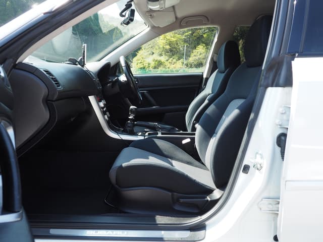2004 Subaru Legacy JDM car for sale — photo 2 of 14