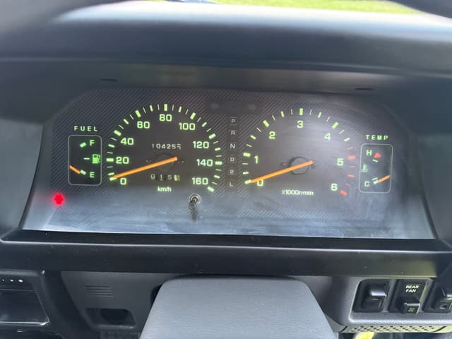 1996 Mitsubishi Delica JDM car for sale — photo 20 of 25