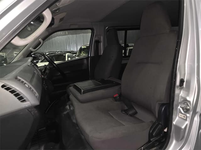 2012 Toyota HiAce JDM car for sale — photo 15 of 21