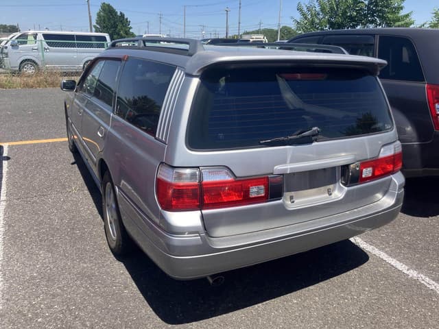 1999 Nissan Stagea JDM car for sale — photo 3 of 11