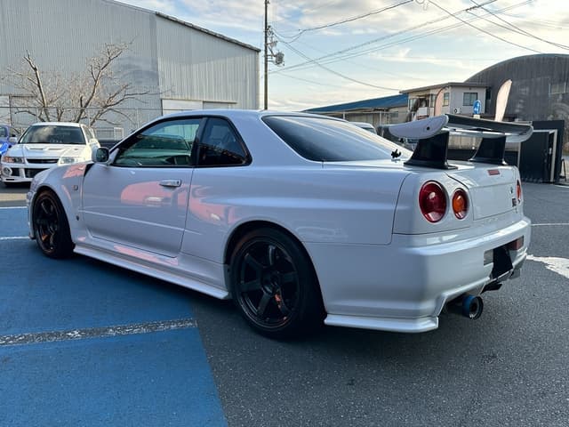 1999 Nissan Skyline JDM car for sale — photo 4 of 25