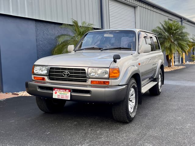 1997 Toyota Land Cruiser JDM car for sale — photo 3 of 19