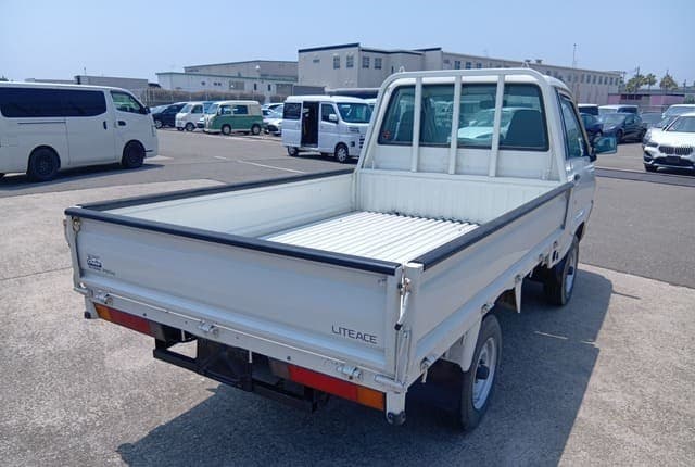 2002 Toyota Lite Ace JDM car for sale — photo 5 of 25
